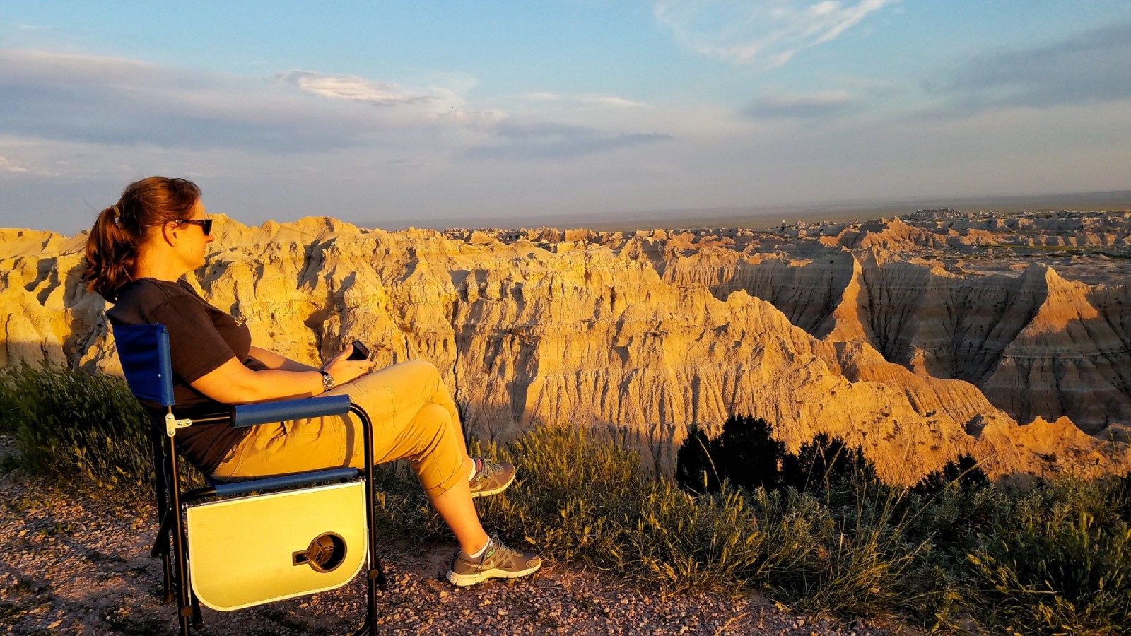 Badlands sunset at Pinnacles Overlook · June 14, 2018